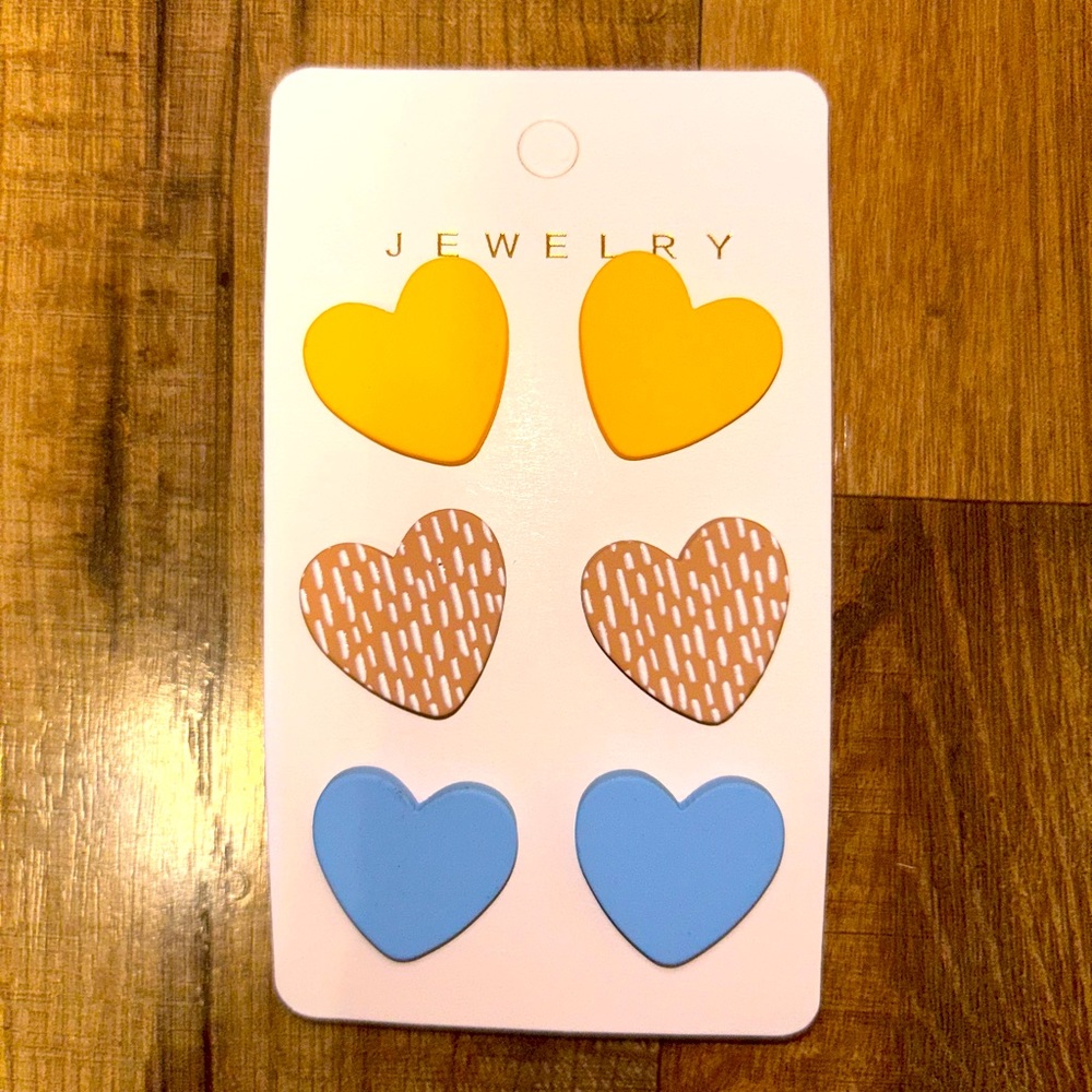 NWT Soft Touch Heart Earrings